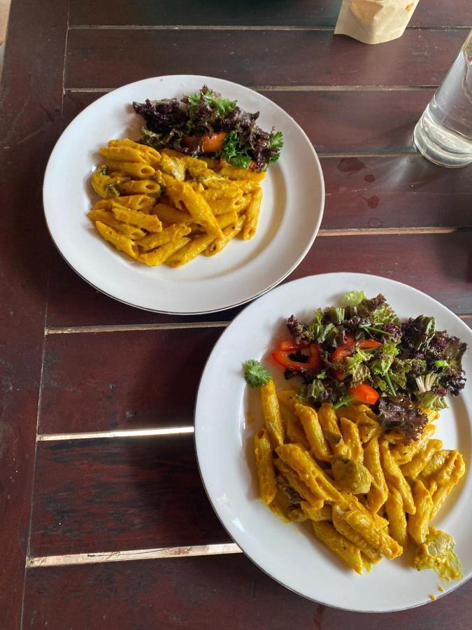Amed Stop Inn Homestay, Rooftop Restaurant And Bar Εξωτερικό φωτογραφία